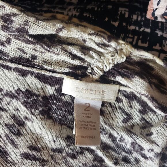 Chico’s lightweight sweater - Picture 3 of 3